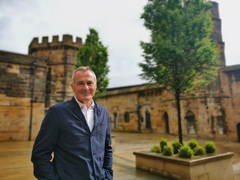 Paul Martin comes to Fieldings for a showdown Fieldings News